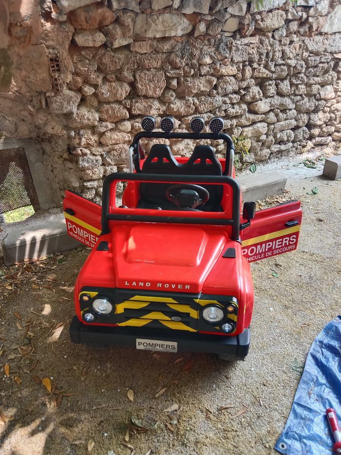 Camion pompier électrique télécommandé - photo numéro 7