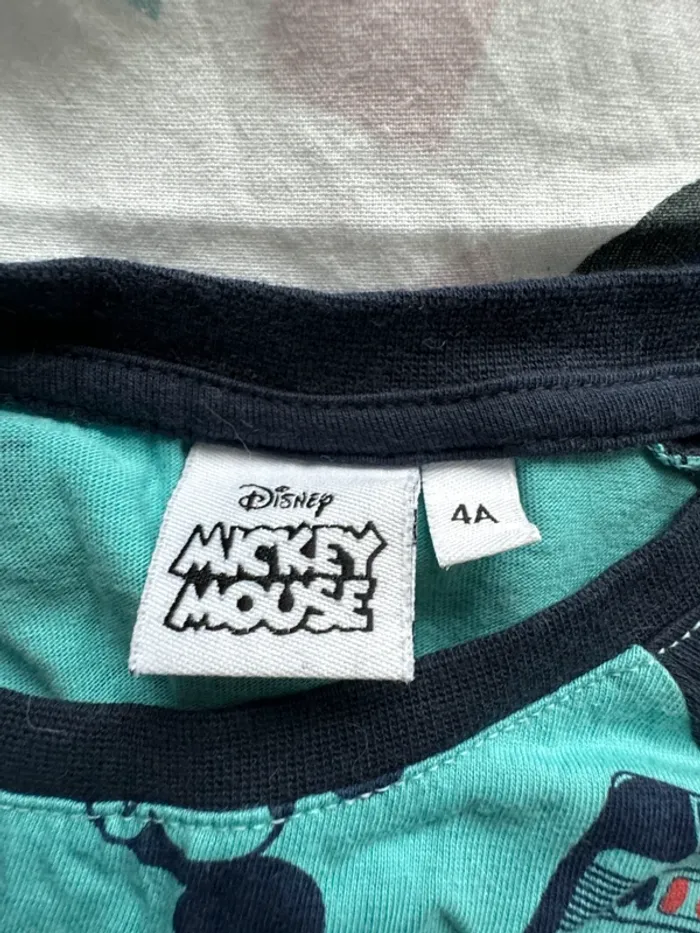 Lots t shirt Mickey - photo numéro 2
