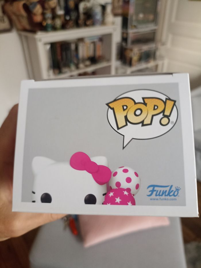Funko pop Hello Kitty with balloon 84 - photo numéro 3