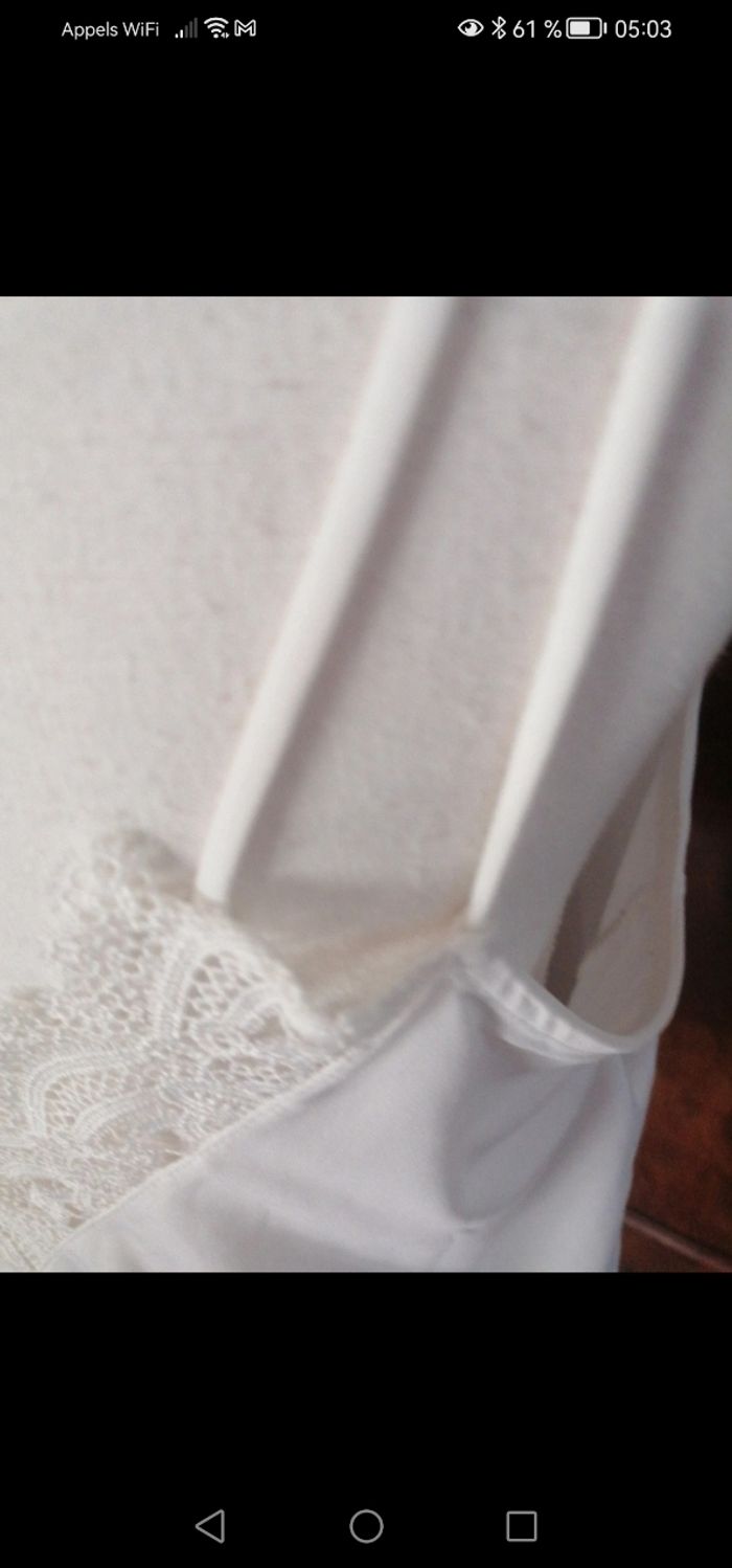 Bebardeur blanc a dentelle double bretelles taille S - photo numéro 4