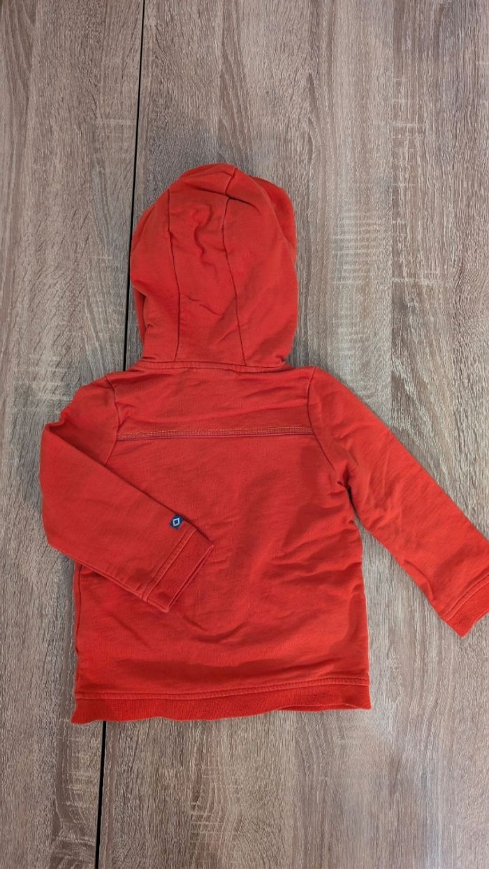 Gilet rouge - photo numéro 3