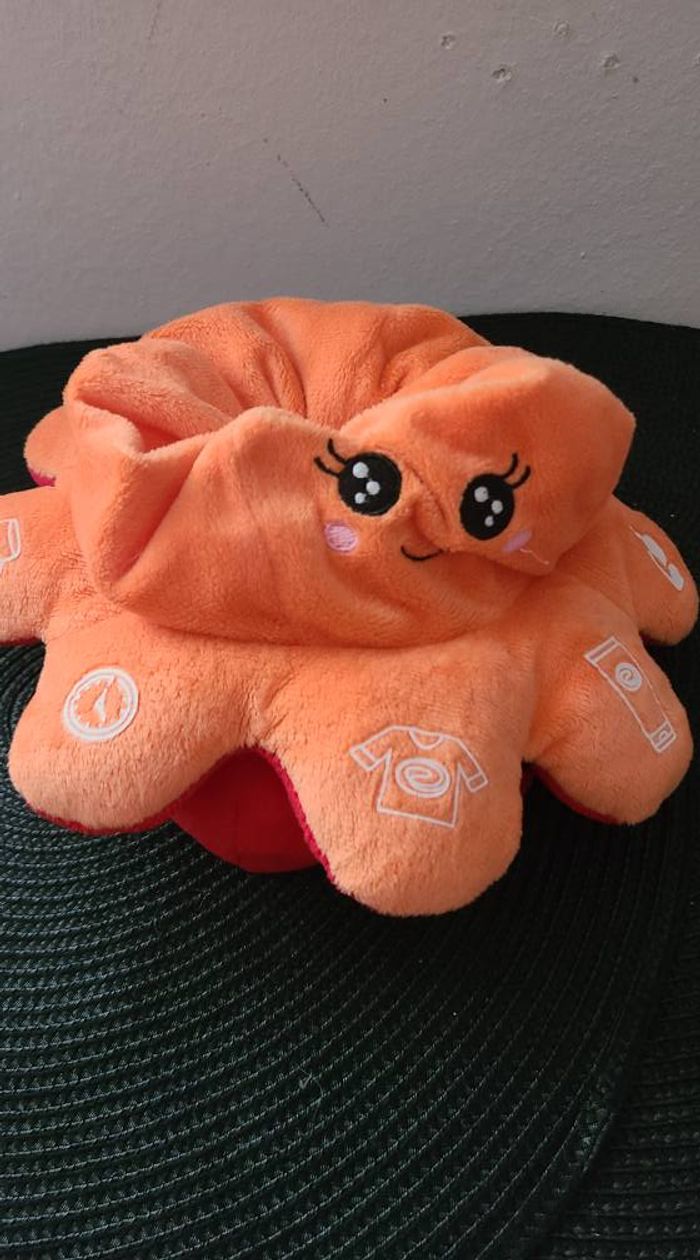 Doudou peluche réversible pieuvre rouge orange AVENE