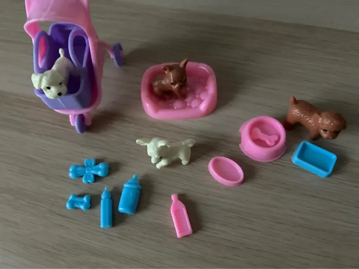 Figurine chien et accessoires - photo numéro 2