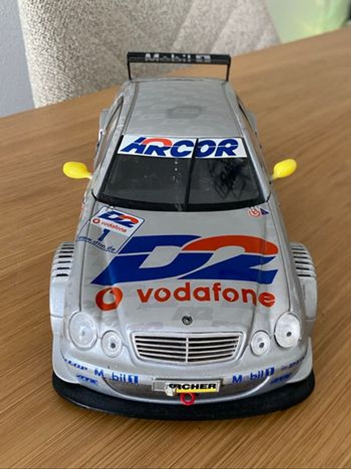 MERCEDES-BENZ  CLK-DTM 1/18 année 2000 - photo numéro 3