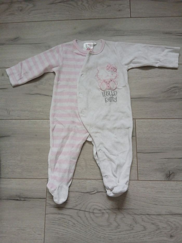 Pyjama velour ~ Hello Kitty ~ 6mois