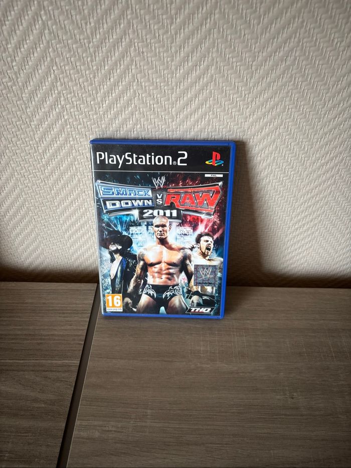 Boîtier Smack Down VS Raw - photo numéro 1