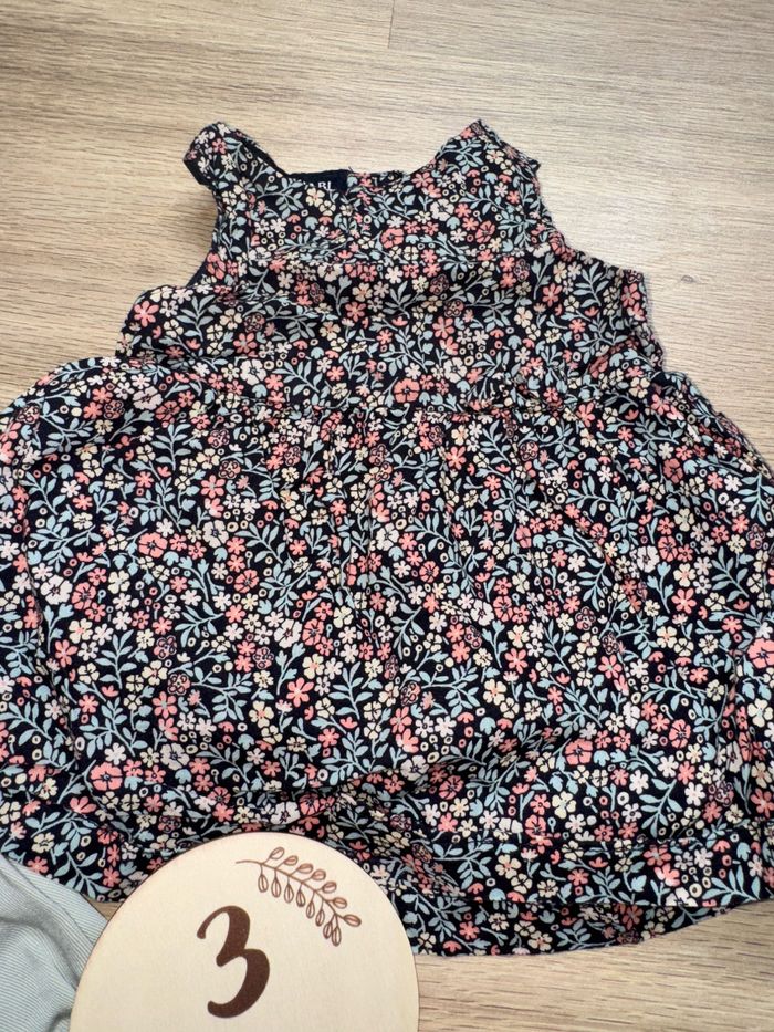 Lot robes - photo numéro 3