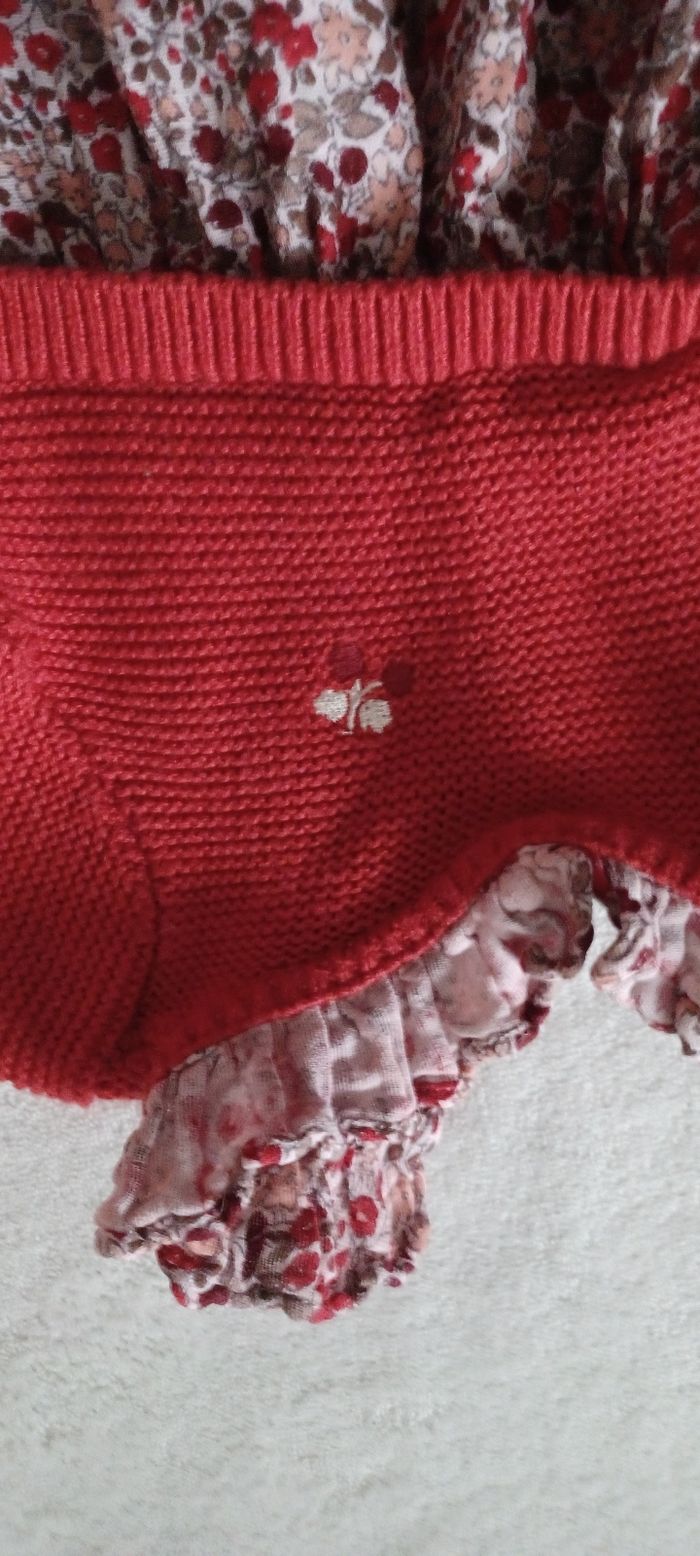 Très jolie petite robe bébé fille T 3 mois = 59cm - photo numéro 6