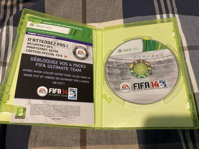 FIFA14 pour Xbox360. Avec boîte. TBE - photo numéro 3