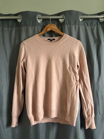 Pull Uniqlo rose 