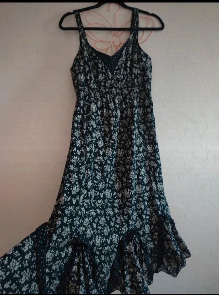 Magnifique Robe à fleurs avec doublure en coton taille 38
