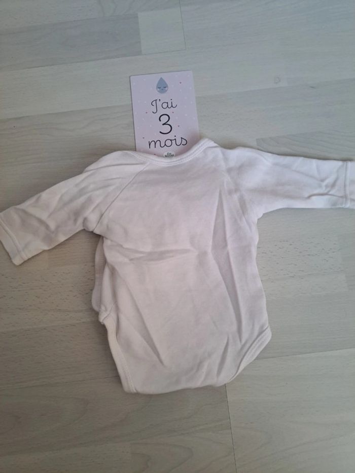 Body 1 mois - photo numéro 4