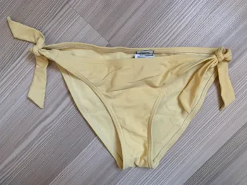 Culotte maillot de bain jaune poussin t.38 Pimkie neuve