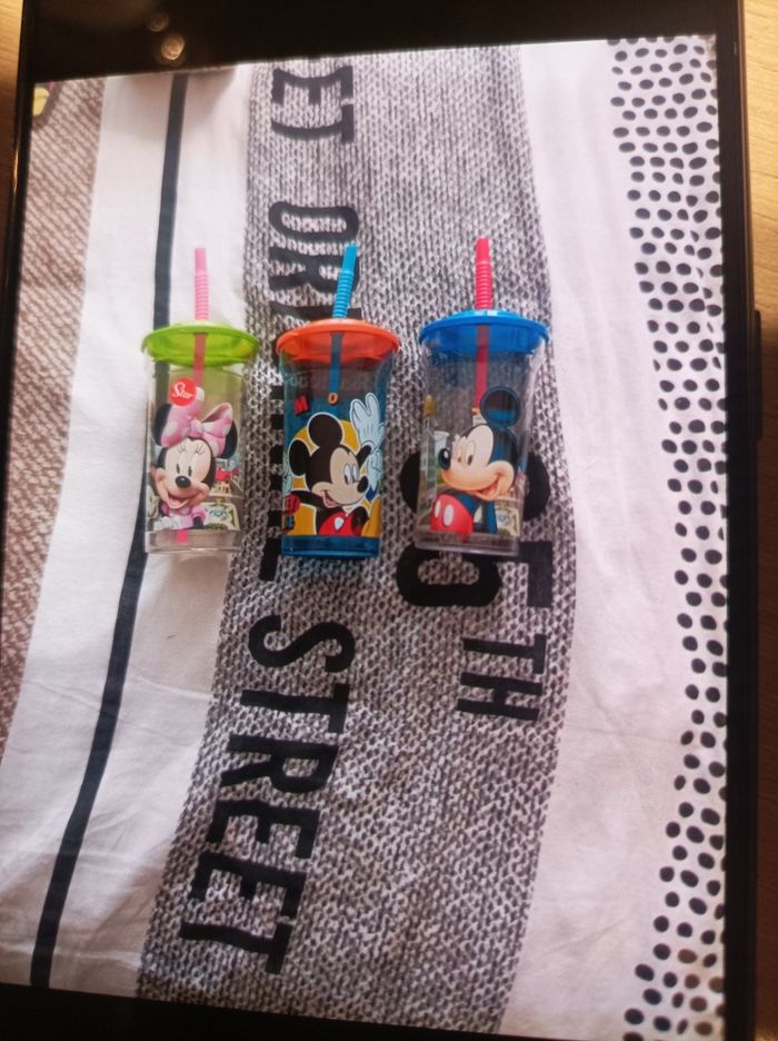 Lot de gobelets Mickey