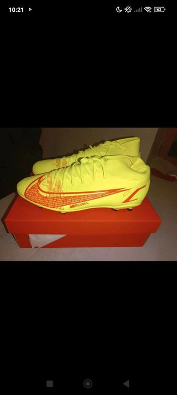 Crampons Nike Mercurial taille 47