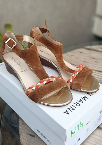 Chaussures San Marina Femme, sandales Millie, cuir, taille 38. Neuves