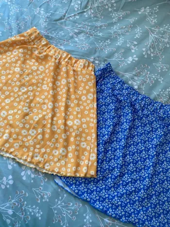 Lot 2 jupe d’été à fleurs taille S