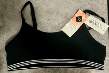 Brassière 10 ans - neuve avec étiquette