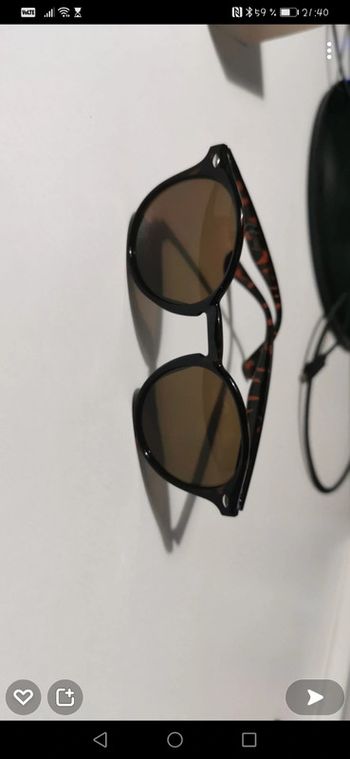 Lunette de soleil femme