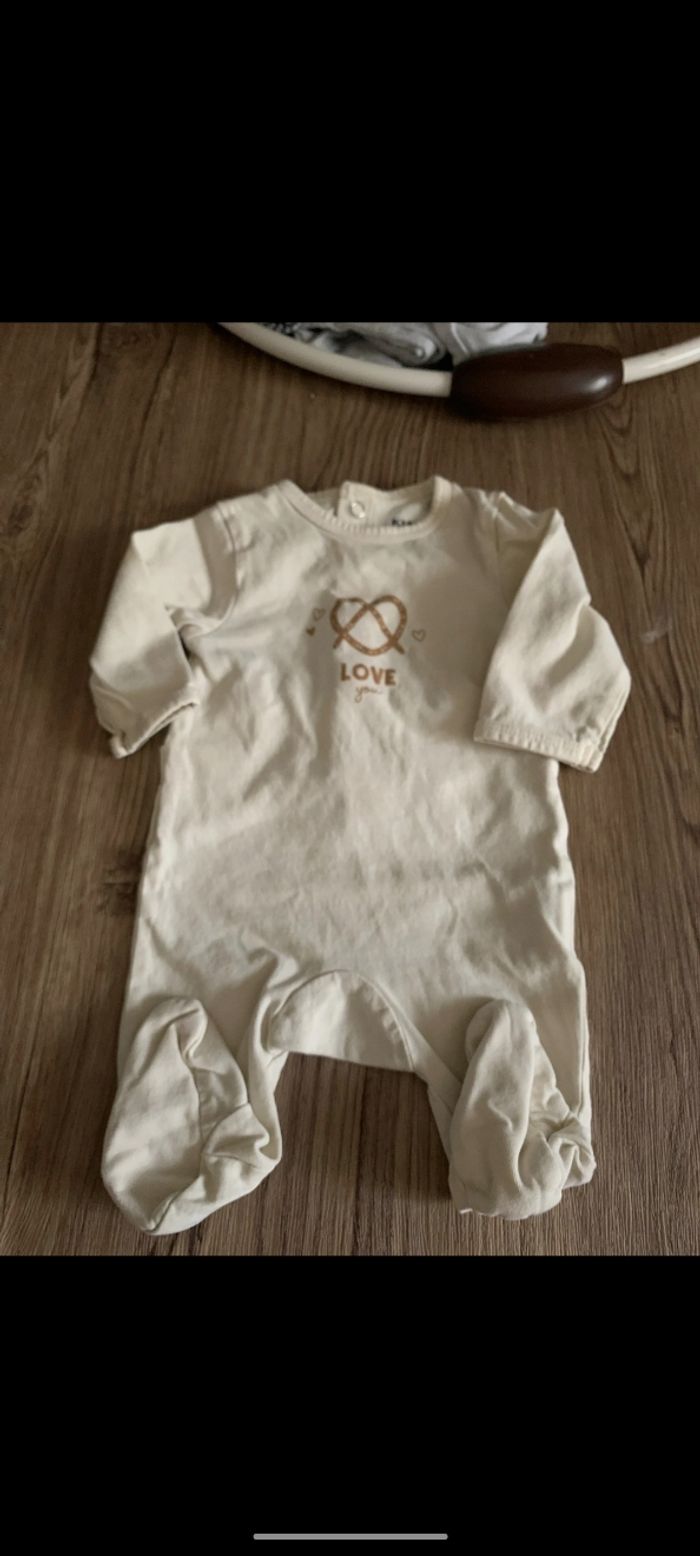 👣 pyjamas bébé 👣 - photo numéro 2