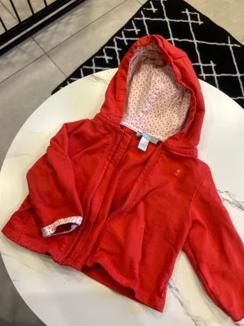 Gilet fille  taille 12 mois veste