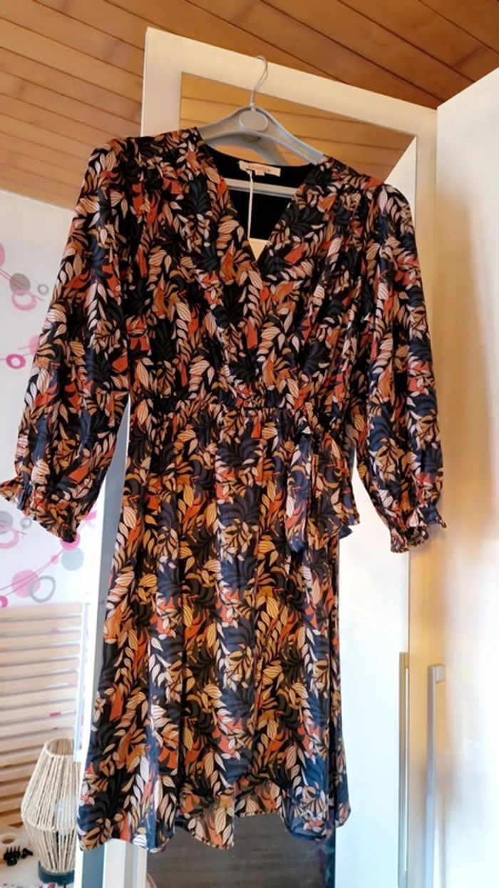 Magnifique robe neuve - photo numéro 2