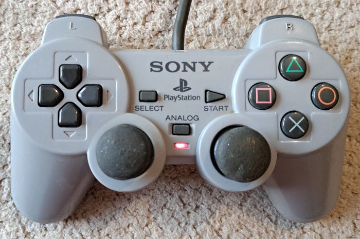 🎮 Manette officielle DualShock grise Sony PlayStation 1 PS1 - photo numéro 7