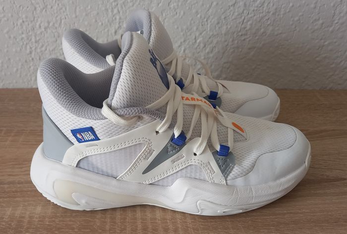 Basket NBA Tarmak pointure 36 - photo numéro 2