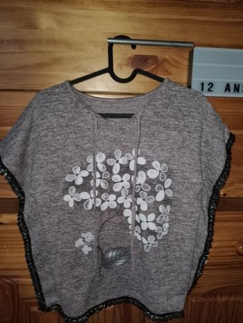 Pull poncho rosé 12 ans