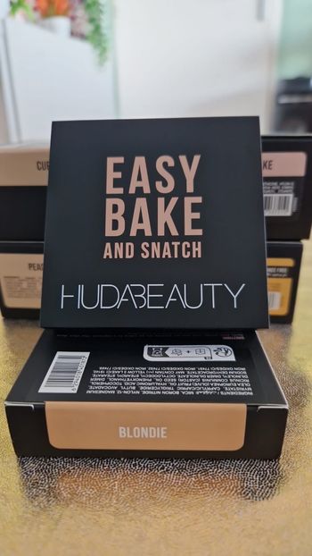 Hudabeauty easy bake and snatch 8.5g neuf 