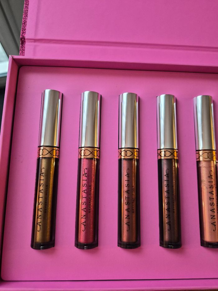 Coffret 10 rouges a levres liquides ABH - photo numéro 2