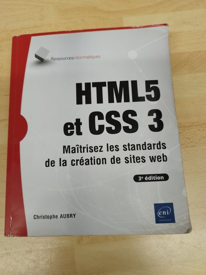 HTML5 et CSS3
Maîtrisez les standards des applications Web, 3ème édition