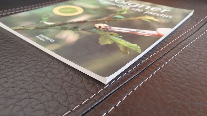 Livre " Soigner ses plantes de jardin " de chez Hachette pratique - photo numéro 6