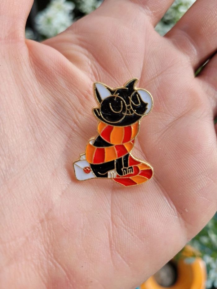 Pin's, broche chat à lunettes - photo numéro 4