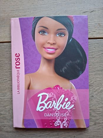 Livre Barbie danseuse 