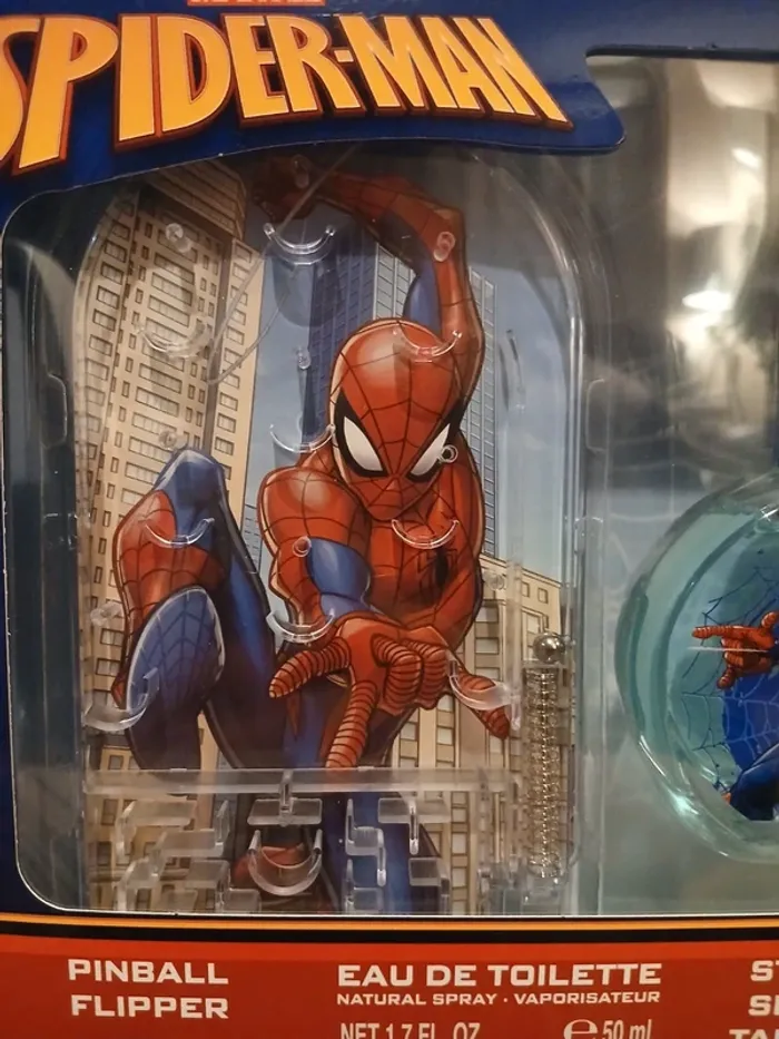 Coffret SpiderMan eau de toilette+jeux+tampon - photo numéro 3