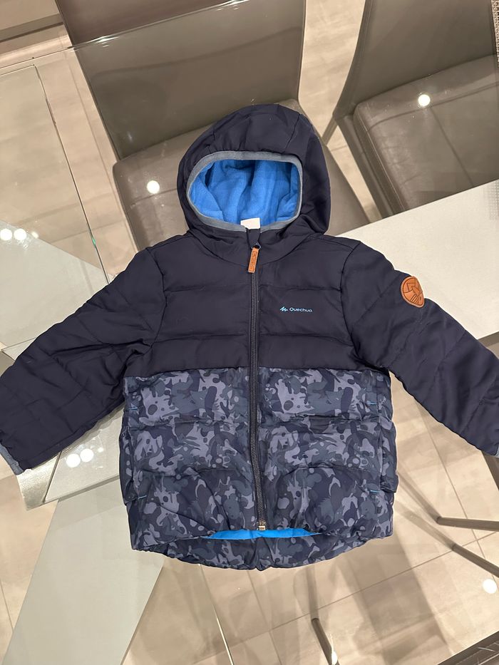 Doudoune quechua garçon 2 ans très bon état