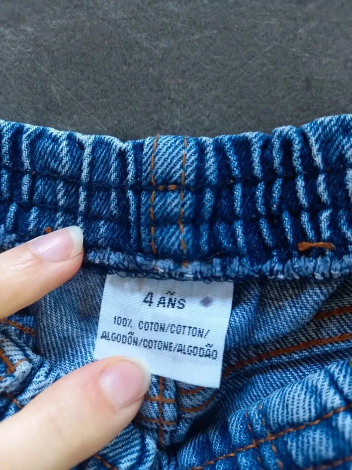 Jeans 4 ans - photo numéro 3
