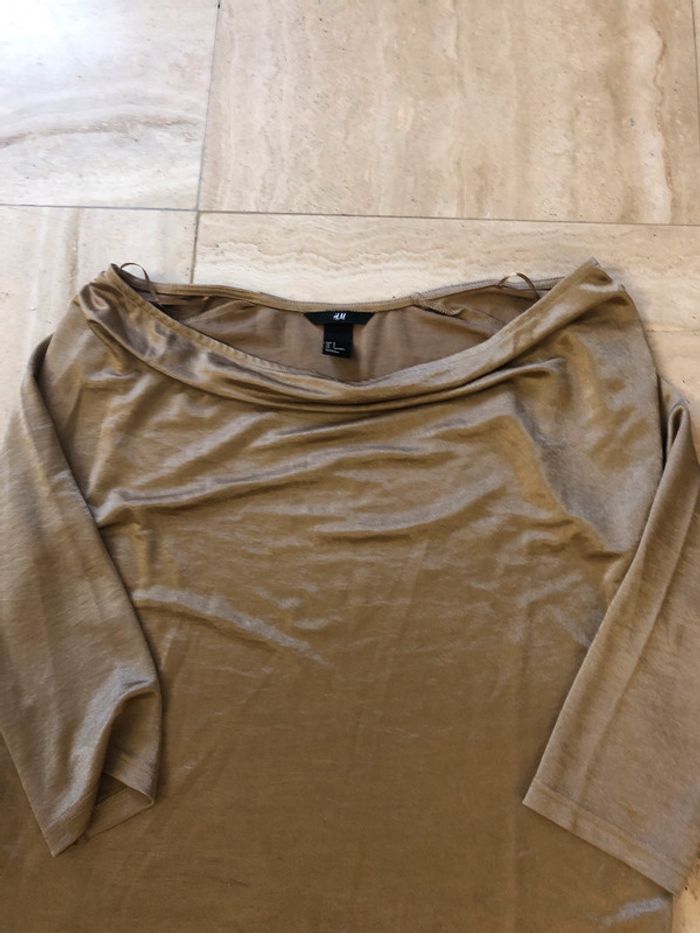 Tee shirt manches 3/4 doré H et M - photo numéro 2