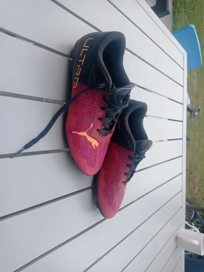 Chaussures foot puma 34
