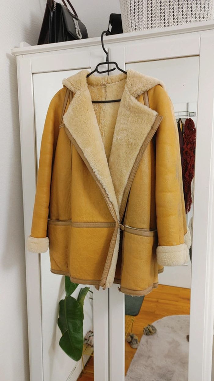 Beau manteau en peau de mouton retourné Shearling montone capuche laine blanche - photo numéro 13