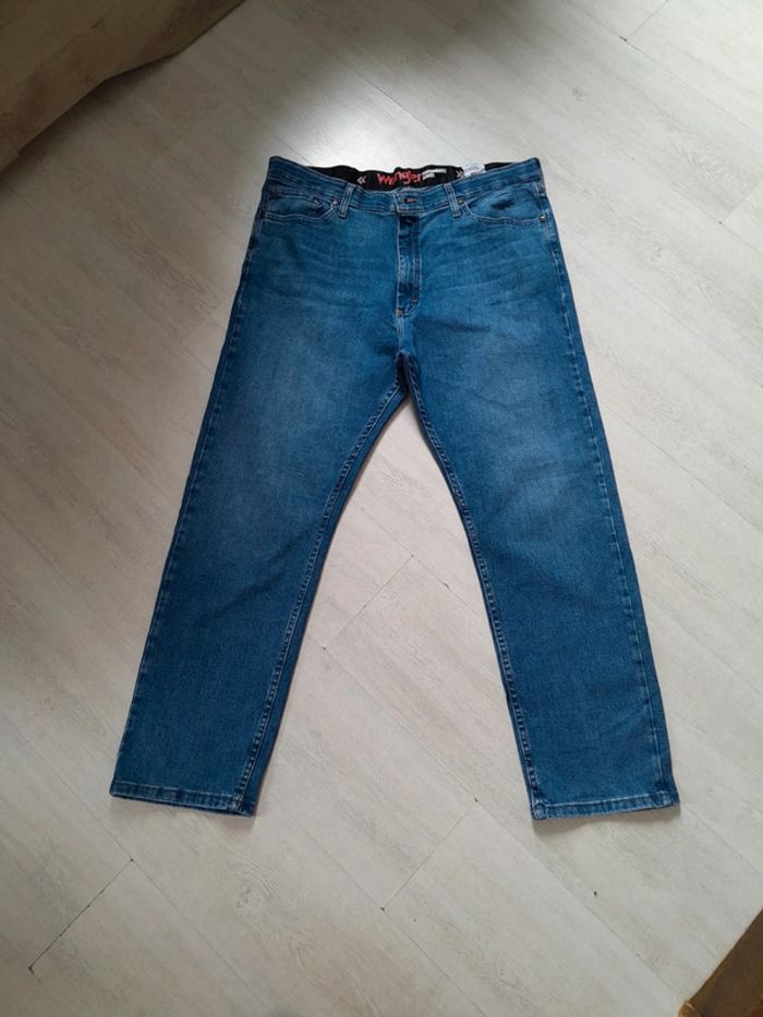 Très beau jean Wrangler Performance  Séries 38×29
