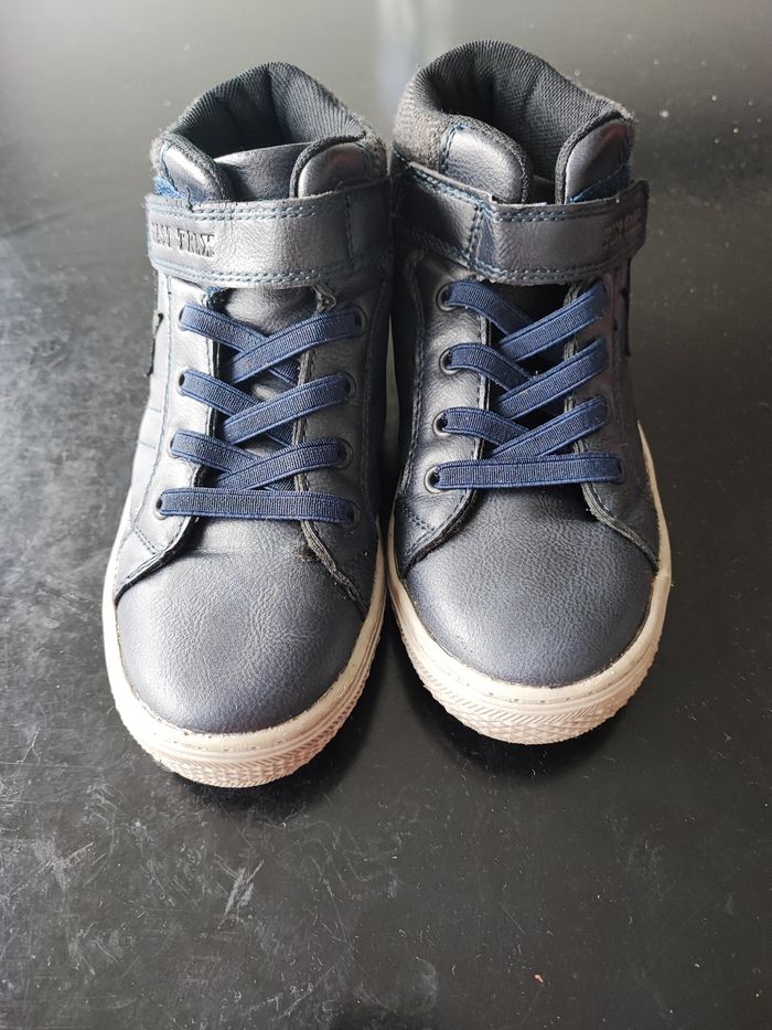 Chaussure garçon taille 33