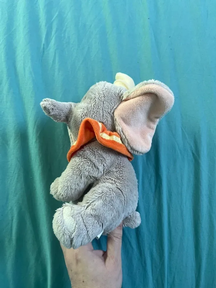 Peluche Dumbo - photo numéro 3