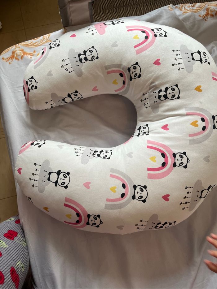 Coussin d’allaitement - photo numéro 3
