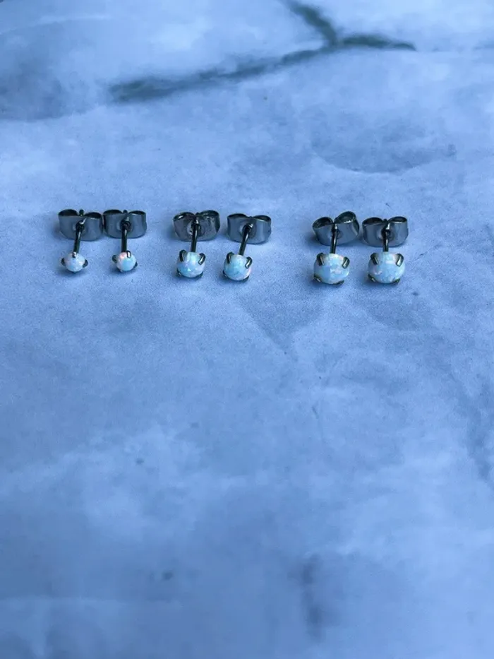 Boucles d’oreilles puces 3 paires opale & acier