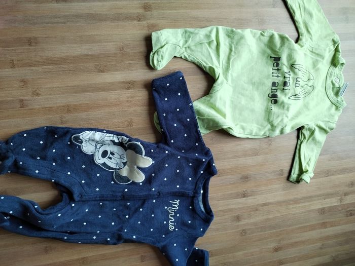 Lot vêtements fille 1 mois - photo numéro 9