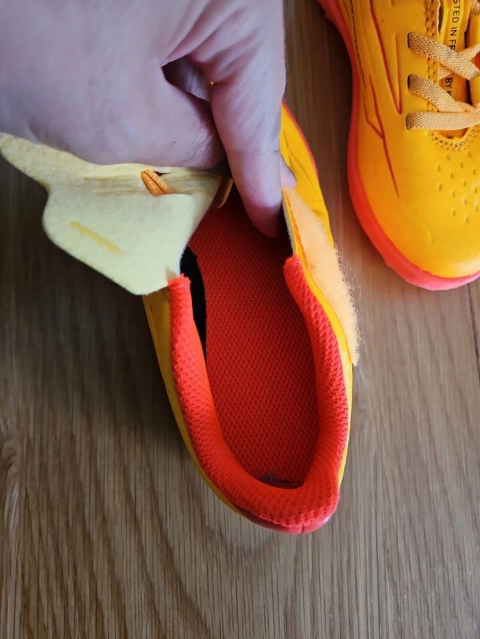 Chaussures foot enfant taille 28 - photo numéro 7