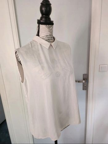 Magnifique Blouse Blanche Col Claudine de marque Mango et de taille 38