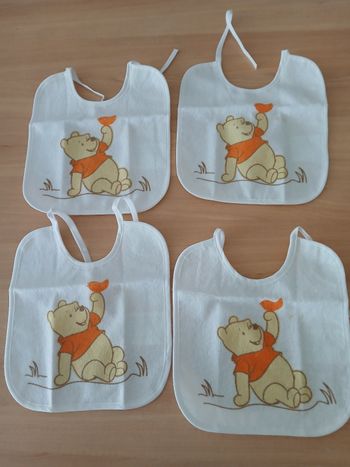 Lot 4 bavoirs Winni l'ourson 🐻